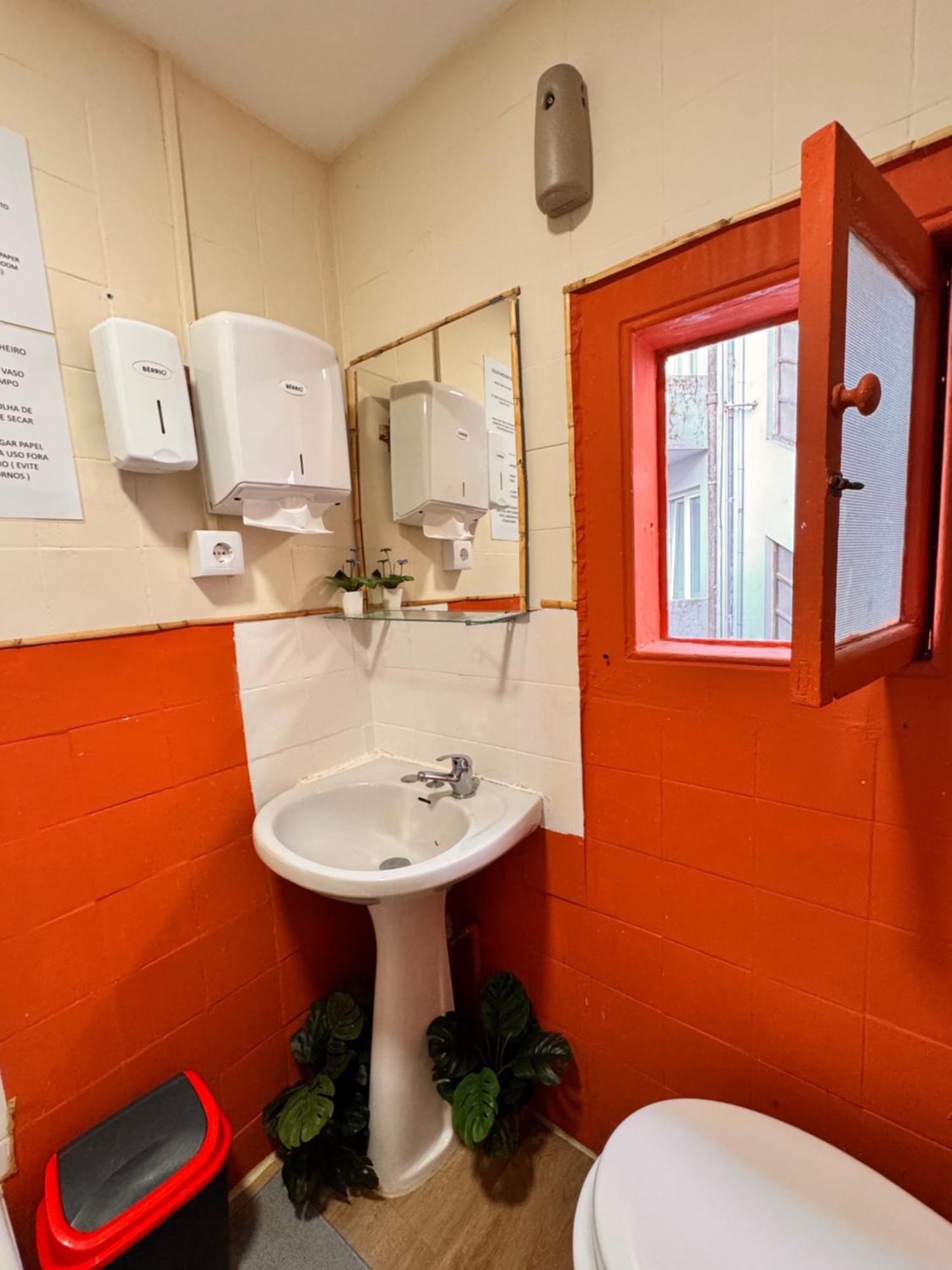 Samba Guesthouse ポルト エクステリア 写真
