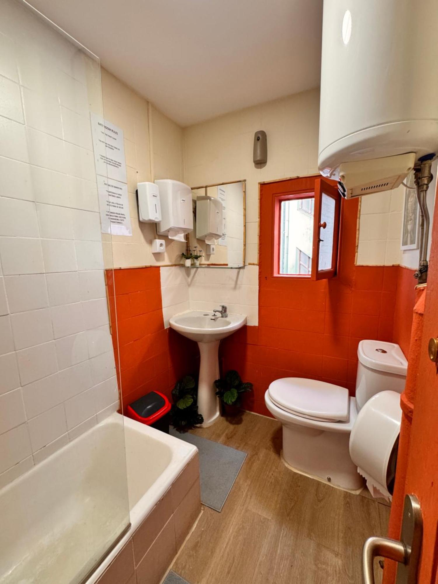 Samba Guesthouse ポルト エクステリア 写真
