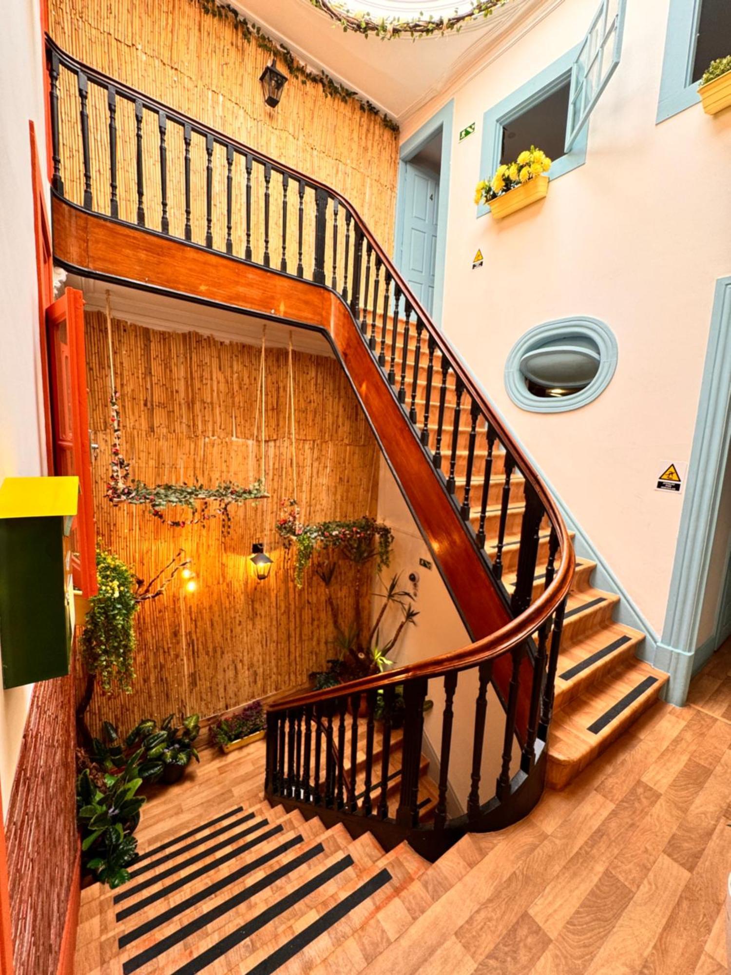 Samba Guesthouse ポルト エクステリア 写真